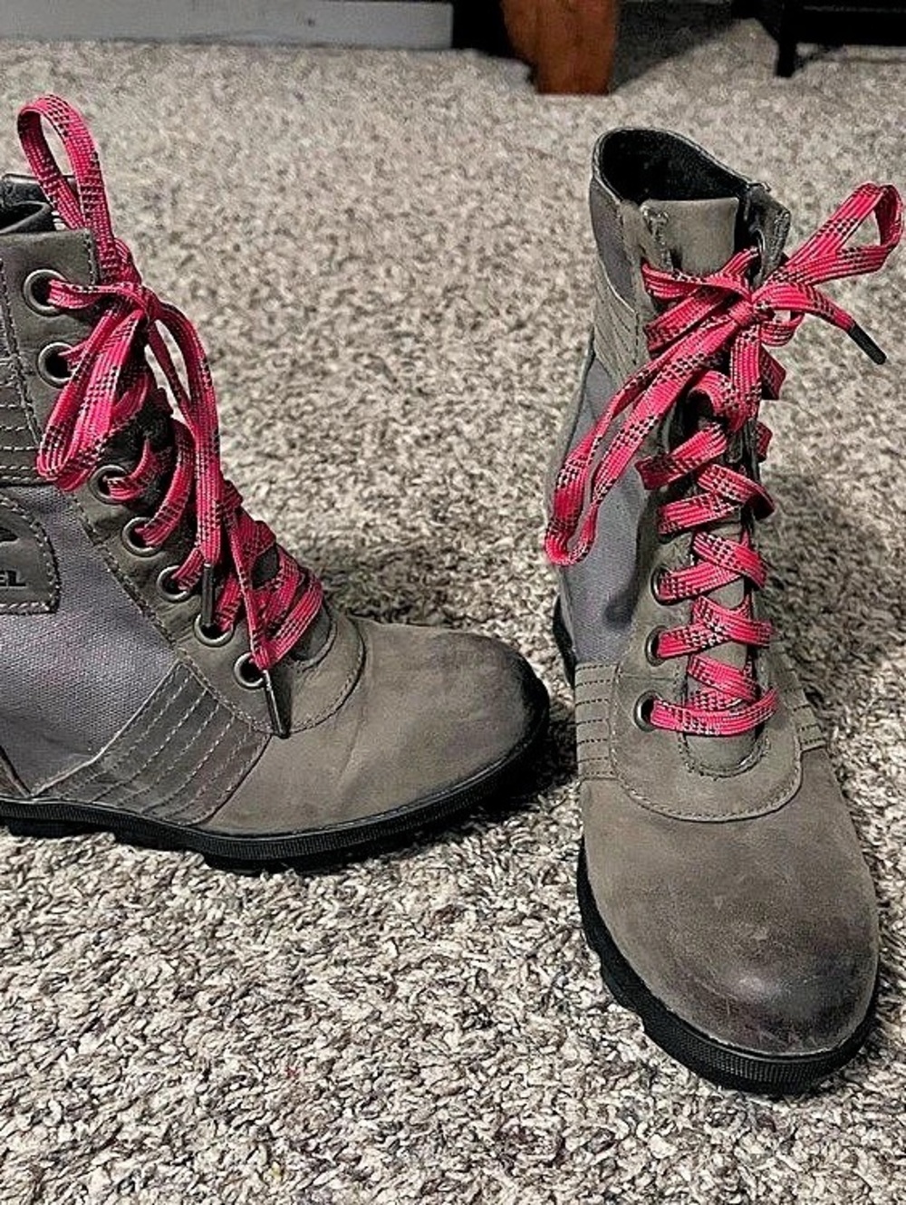 Sorel Joan of Arctic Wedge II Wedge Winter Boots Gray & Pink US 8